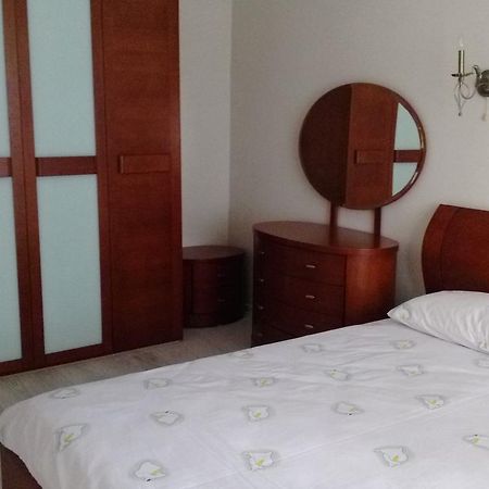 Apartment on Prospiekt Pobiedy 18 Kijów Zewnętrze zdjęcie