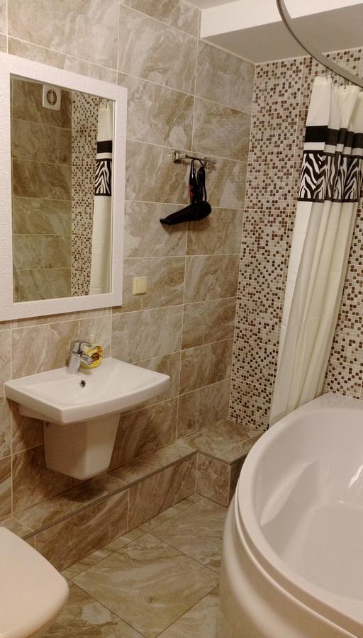 Apartment on Prospiekt Pobiedy 18 Kijów Zewnętrze zdjęcie