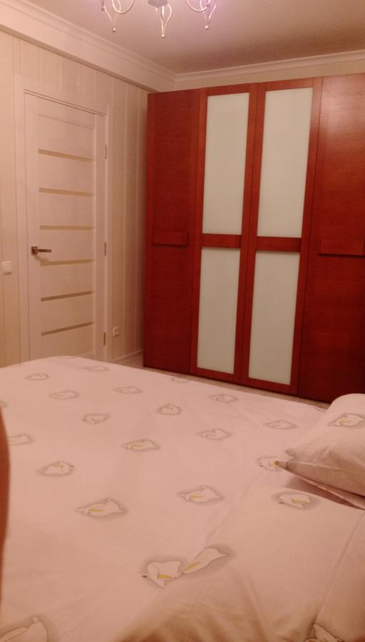 Apartment on Prospiekt Pobiedy 18 Kijów Zewnętrze zdjęcie