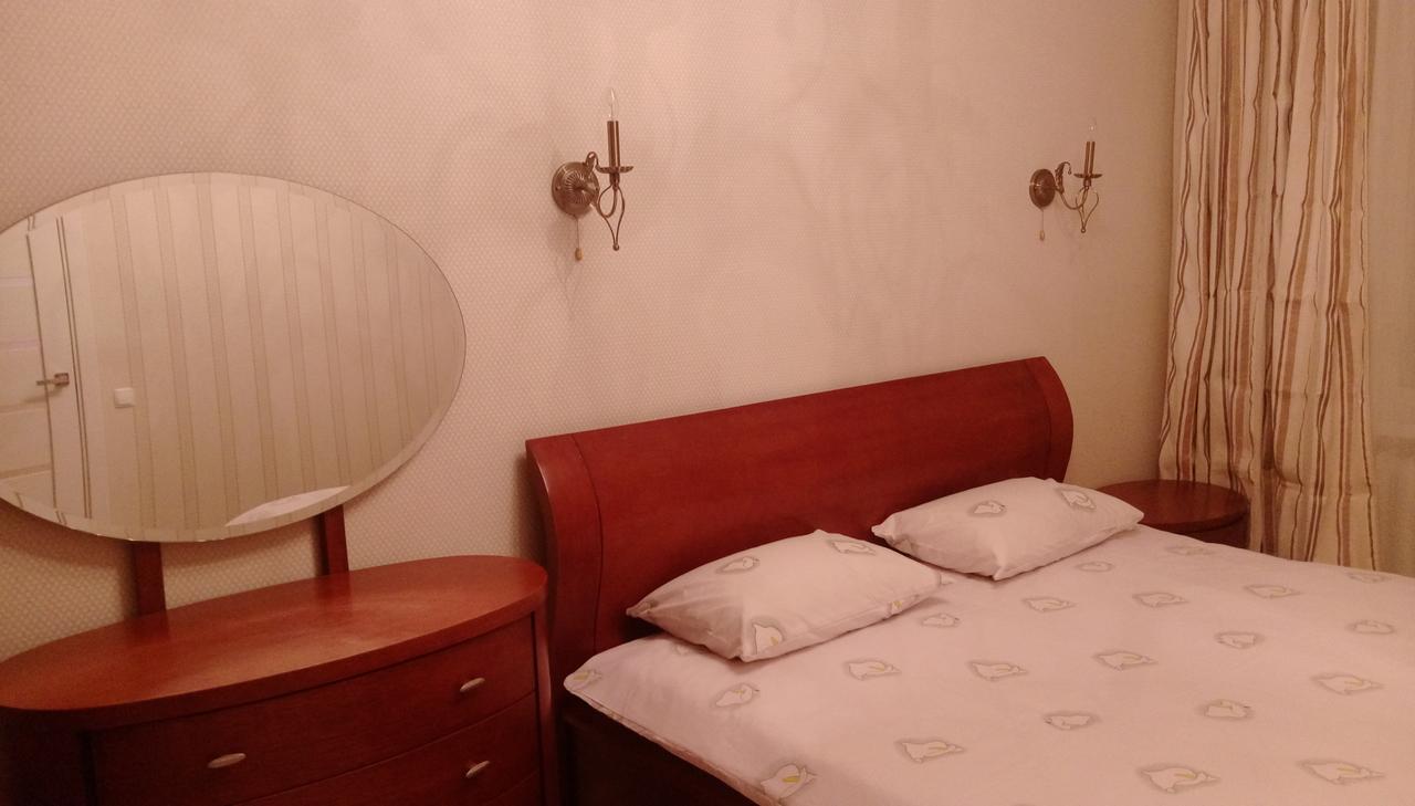 Apartment on Prospiekt Pobiedy 18 Kijów Zewnętrze zdjęcie